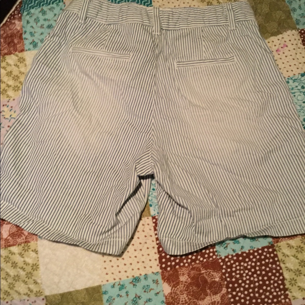 Gap girlfriend shorts